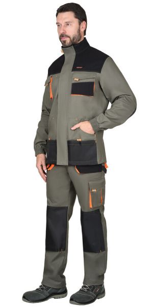 115877